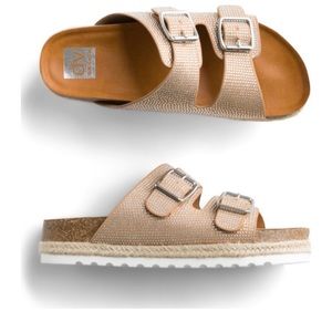 DV by Dulce Vita Carter slide sandal